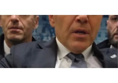 Prezydent wdarł się do TK. Szarpnął za ramię sędzię Korwin-Piotrowską