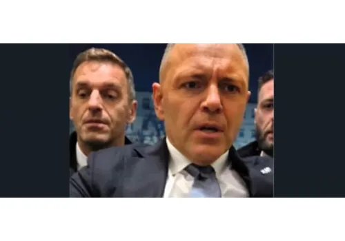 Prezydent siłą wdarł się do TK. Szarpnął za ramię sędzię Korwin-Piotrowską