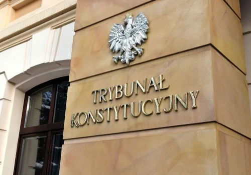 Kryzys wokół TK. Prezydent zwołuje pilne konsultacje, premier podtrzymuje stanowisko rządu