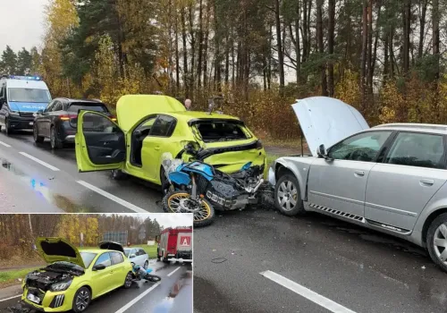 Wypadek z udziałem czterech pojazdów w Dywitach