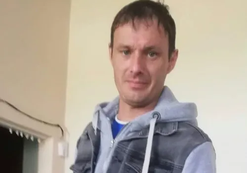 Wyszedł z domu w środku nocy i ślad po nim zaginął. Trwają poszukiwania Patryka