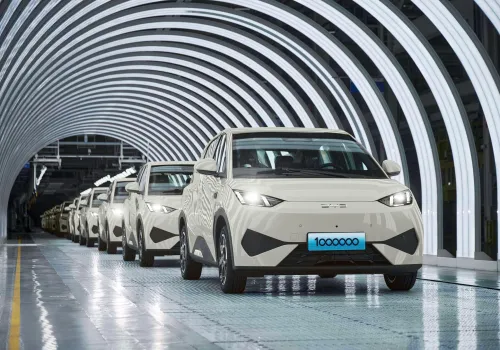 Żaden motoryzacyjny gigant nie zatrudnia tylu pracowników. BYD przekroczył 1 mln osób