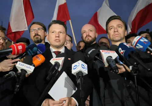 Spór o TK. Bosak chce skrócić kadencję Sejmu. Mentzen przedstawia plan resetu konstytucyjnego