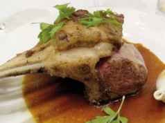 Jagnięcina po parysku. Kulinarna podróż do restauracji Drouant