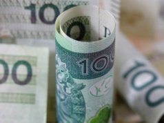 2760 zł miesięcznie do pensji. Nowe prawo od 2025 roku
