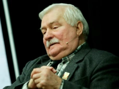 Wałęsa odpowiedział na zaproszenie Hołowni. „Gorszące widowisko”
