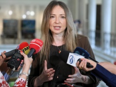 Nowe przepisy już od sierpnia. Koniec z okrutnym prawem dla rodziców. 