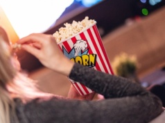 Gwiazdy twojego ulubionego serialu z lat 90. powrócą w nowych filmach