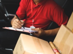 Co dziesiąta firma kurierska z długami