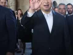 Chiny nie wyrabiają. Pogromca Starlinka z problemami