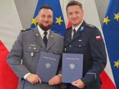 Funkcjonariusz z naszego regionu nagrodzony w ogólnopolskim konkursie „Policjant, który mi pomógł”