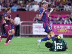 FC Barcelona wygrywa pierwszy sparing. Asysta Lewandowskiego