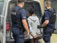 Kobieta podejrzana o kradzież rozbójniczą spędzi 3 miesiące w areszcie