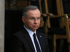 Dziwny wpis i nagranie na koncie Andrzeja Dudy. "W roli 'koronawirusa' minister Żurek"