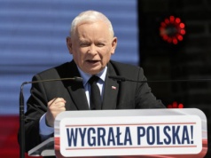 Mastalerek skomentował słowa Mentzena o Kaczyńskim. "Prezes nie jest najgrzeczniejszym z aniołków"