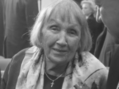 Jadwiga Morawiecka nie żyje. Były premier żegna mamę w poruszającym poście