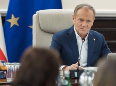 Spór Sikorskiego z kandydatem na ambasadora USA ws. Izraela. Tusk zabiera głos