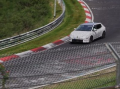 Kia EV4 i test baterii na Nuerburgring. Ostre tempo przez 10 000 km i ładowanie DC. Efekt? Degradacja na akceptowalnym poziomie