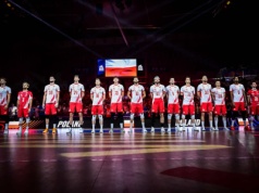 Siatkarze zwyciężyli w wielkim stylu. Nawrocki wybrał kapelana kibola. 5 ważnych tematów na dziś