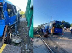 Tragiczny wypadek w Rosji. Autobusem z turystami wjechał wprost pod pociąg