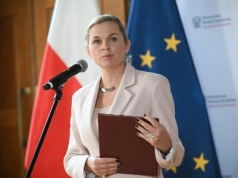 Spór o lekcje religii w szkołach. Stanowcze słowa Nowackiej. „Hejt również z ambon”