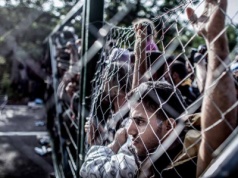 „Trójka Korony” – partia Brauna przygotowała pakiet ustaw. Na tapecie imigranci i przywrócenie… kary śmierci