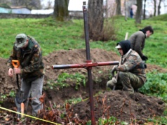Poszukiwania ciał polskich żołnierzy. We Lwowie ruszyły prace