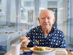 Idziesz do szpitala? Weź piżamę i widelec