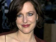 Kiedyś wszyscy kochali się w agentce Scully. Tak dziś wygląda Gillian Anderson