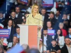 Zarobki Marty Nawrockiej. Od 6 sierpnia duża zmiana. Co z jej wynagrodzeniem?