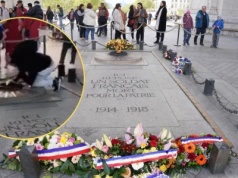 Bulwersujące nagranie: Odpalił papierosa od płomienia przy pomniku poległych