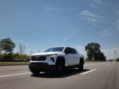 Chevrolet Silverado EV z zasięgowym rekordem świata