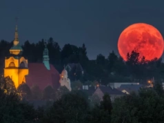 Zbożowy Księżyc – sierpniowa pełnia i superksiężyc 2025 roku