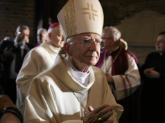 Abp Jędraszewski toczy wojnę o krakowski Kościół. Chodzi o jego przyszłość