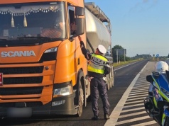 Policja złapała ponad 20 kierowców na „podwójnym gazie”. Akcja „Trzeźwy poranek” w regionie [zdjęcia]
