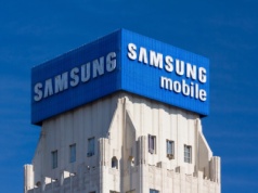 Samsung dogadał się ze swoim największym konkurentem. 100-procentowe cła mają swoje plusy