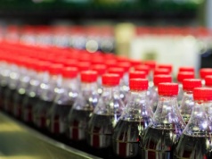 Coca-Cola prezentuje najnowsze wyniki ESG. 37 proc. emisji CO2 mniej