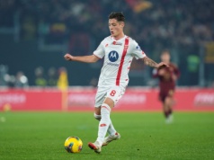 Kacper Urbański coraz bliżej sensacyjnego transferu! Media: Jest bliski