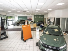 Dacia otwiera nowy salon sprzedaży w Swindon. Milionowa inwestycja