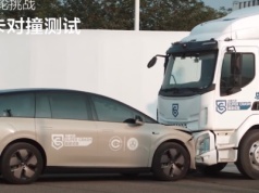 Chiński SUV zmasakrował ciężarówkę w teście zderzeniowym. „Wal w osobówkę” już nieaktualne?