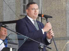 69 mln zł dla rolników poszkodowanych przez pogodę. Minister Krajewski przekierowuje środki z puli refundacyjnej