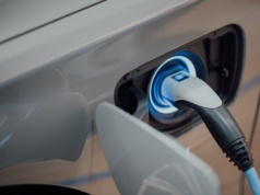 Po raz pierwszy Polacy zarejestrowali więcej nowych elektryków niż diesli