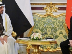 Putin chce, żeby rozmowy z Trumpem odbyły się w Zjednoczonych Emiratach Arabskich