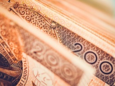 Przeciętne wynagrodzenie spadło kw/kw do 8 748,63 zł w II kw. 2025