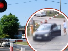 42-latka zignorowała czerwone światło. Utknęła z dziećmi na przejeździe