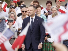 Nawrocki ujawnia co otrzymał od Donalda Trumpa