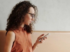 Uzależniłeś się od social mediów? To wina nudy, lub czegoś gorszego