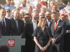 Niecodzienny obrazek w Kaliszu. Paulina Matysiak pojawiła się u boku Karola Nawrockiego