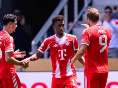 Piłkarz Bayernu zagra z Ronaldo? Kuszą go wielkimi pieniędzmi