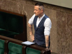 Poseł neopoganin zawieszony w prawach członka PO
